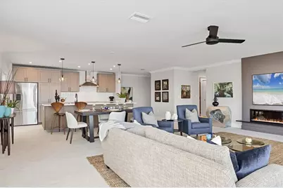 226 Golden Gate Point #12, Sarasota, FL 34236 - Photo 18