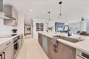 226 Golden Gate Point, Sarasota, FL 34236 - Photo 22