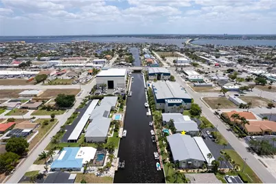 1409 SE 46th Lane #105, Cape Coral, FL 33904 - Photo 4