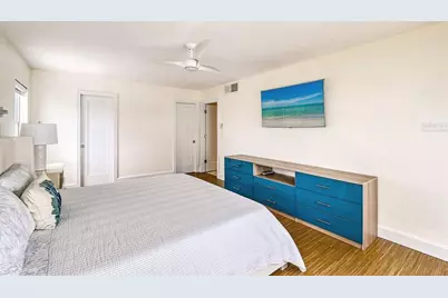 660 Golden Gate Point #32, Sarasota, FL 34236 - Photo 22