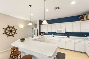 104 77th St, Holmes Beach, FL 34217 - Photo 6