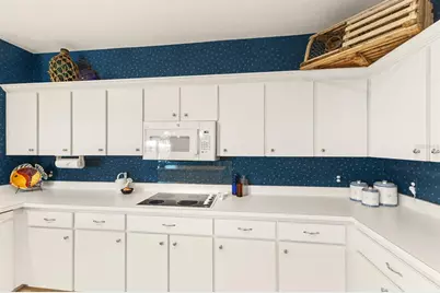 104 77th Street, Holmes Beach, FL 34217 - Photo 8