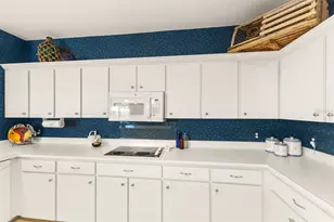 104 77th St, Holmes Beach, FL 34217 - Photo 8