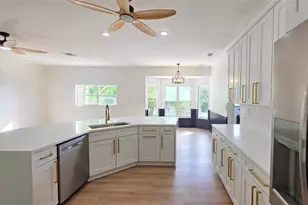 4074 Redbird Circle, Sarasota, FL 34231 - Photo 10