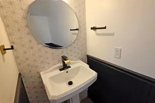 4074 Redbird Circle, Sarasota, FL 34231 - Photo 16