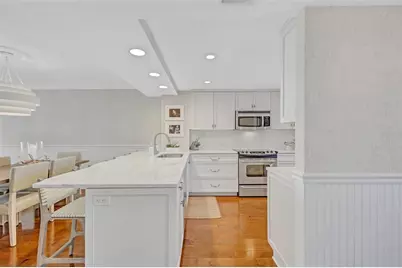 6480 Midnight Pass Road #211, Sarasota, FL 34242 - Photo 10