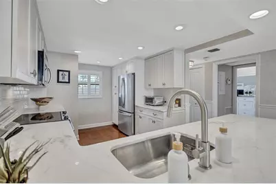 6480 Midnight Pass Road #211, Sarasota, FL 34242 - Photo 12