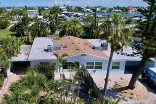 440 62nd St, Holmes Beach, FL 34217 - Photo 2