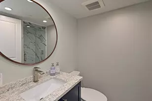1102 Benjamin Franklin Dr, Sarasota, FL 34236 - Photo 34