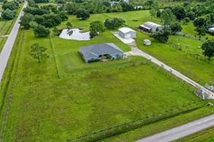 6905 229th St E, Bradenton, FL 34211 - Photo 2