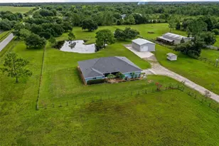 6905 229th St E, Bradenton, FL 34211 - Photo 6