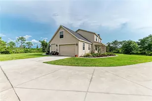 8331 241st St E, Myakka City, FL 34251 - Photo 12