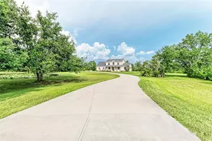 8331 241st St E, Myakka City, FL 34251 - Photo 6
