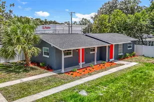 1409 College Park Ln, Tampa, FL 33612 - Photo 2