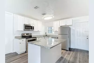 1409 College Park Lane, Tampa, FL 33612 - Photo 4