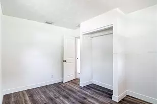 1409 College Park Ln, Tampa, FL 33612 - Photo 12