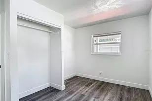 1409 College Park Ln, Tampa, FL 33612 - Photo 10