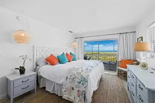 6925 Gulf of Mexico Dr, Longboat Key, FL 34228 - Photo 14