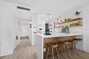 6925 Gulf of Mexico Dr, Longboat Key, FL 34228 - Photo 12