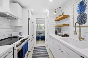 6925 Gulf of Mexico Dr, Longboat Key, FL 34228 - Photo 20