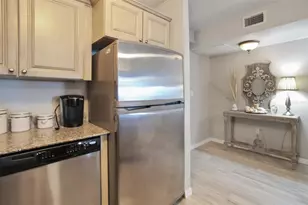 1050 Longboat Club Rd, Longboat Key, FL 34228 - Photo 6