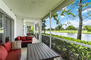 6568 Fairway Gardens Dr, Bradenton, FL 34203 - Photo 16