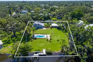 2504 Wilkinson Rd, Sarasota, FL 34231 - Photo 10