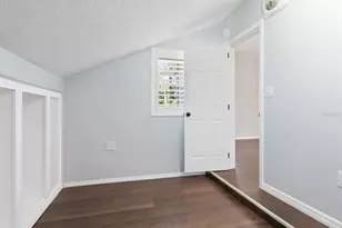 2504 Wilkinson Rd, Sarasota, FL 34231 - Photo 14