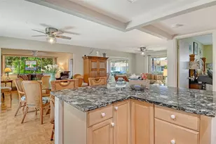 2308 Waterbluff Pl, Sarasota, FL 34231 - Photo 24