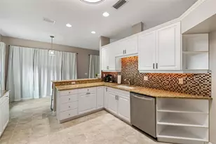 4360 Iola Dr, Sarasota, FL 34231 - Photo 14