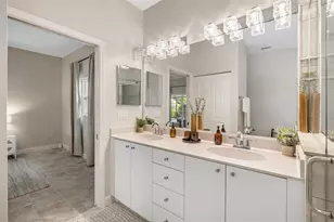 4360 Iola Dr, Sarasota, FL 34231 - Photo 28