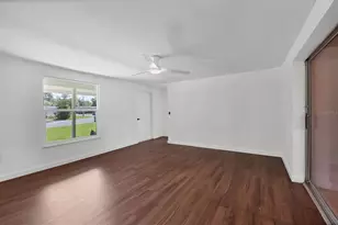 2004 52nd Ave W, Bradenton, FL 34207 - Photo 4