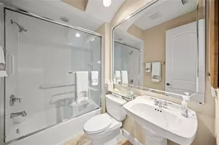 3548 Founders Club Dr, Sarasota, FL 34240 - Photo 40