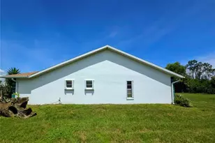 3320 Sabal Springs Blvd, North Fort Myers, FL 33917 - Photo 22