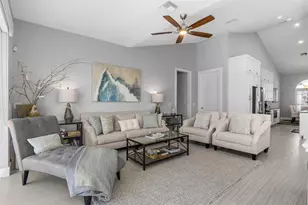 609 Crescent St, Marco Island, FL 34145 - Photo 24