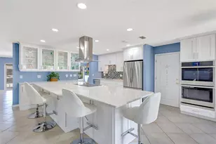 4216 Royal Palm Dr, Bradenton, FL 34210 - Photo 10