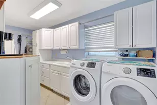 4216 Royal Palm Dr, Bradenton, FL 34210 - Photo 20