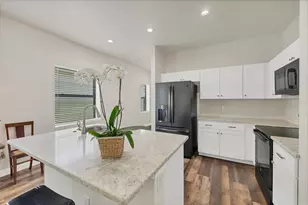 1782 White Orchid Ct, Sarasota, FL 34235 - Photo 6