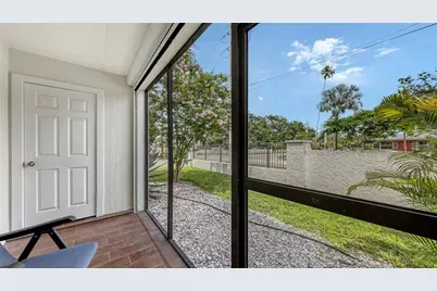 631 N Orange Avenue #107, Sarasota, FL 34236 - Photo 8