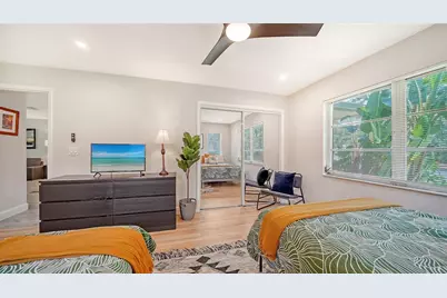 7820 Palm Aire Lane, Sarasota, FL 34243 - Photo 32