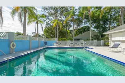 7820 Palm Aire Lane, Sarasota, FL 34243 - Photo 38