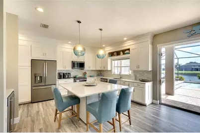 6153 41st Street E, Bradenton, FL 34203 - Photo 10