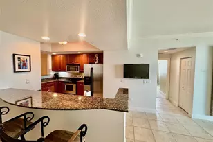 800 N Tamiami Trl, Sarasota, FL 34236 - Photo 6