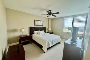 800 N Tamiami Trl, Sarasota, FL 34236 - Photo 14