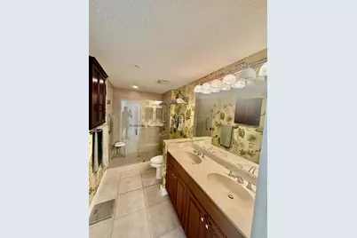 800 N Tamiami Trail #708, Sarasota, FL 34236 - Photo 12