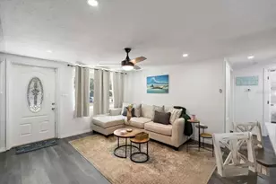 5332 Nutmeg Ave, Sarasota, FL 34231 - Photo 2