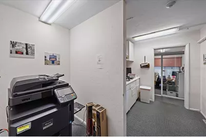 4242 McIntosh Lane, Sarasota, FL 34232 - Photo 14