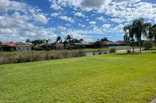 12428 Natureview Cir, Bradenton, FL 34212 - Photo 2