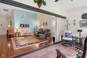 4004 Wilshire Cir E, Sarasota, FL 34238 - Photo 14