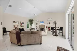 6392 Woodbirch Pl, Sarasota, FL 34238 - Photo 14
